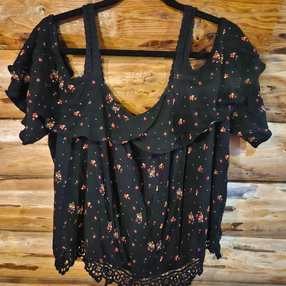 Flowy Floral Top
